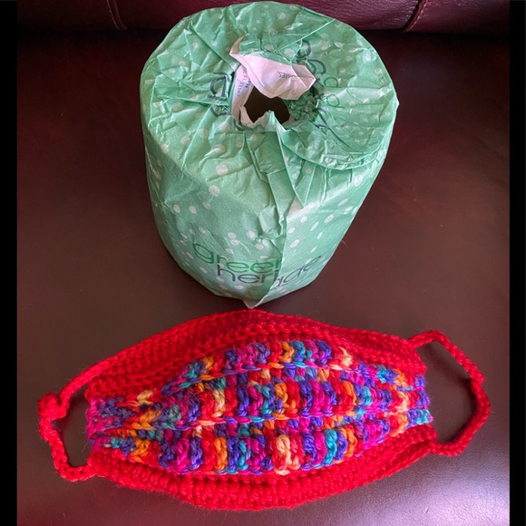 Hand-knitted Face Mask - Picture 5 of 12